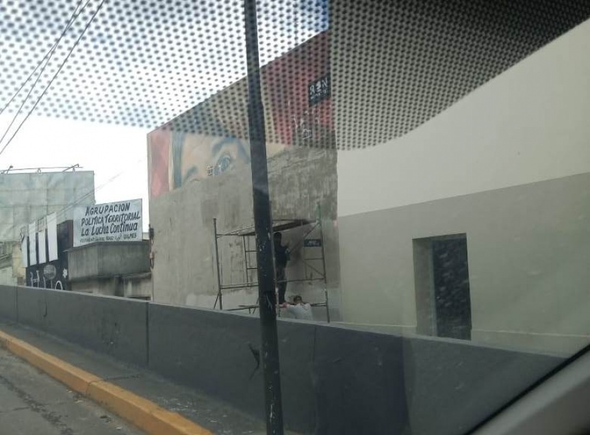 Tristeza porque cubrieron el mural del querido Churrinche en el Puente 14 de Agosto