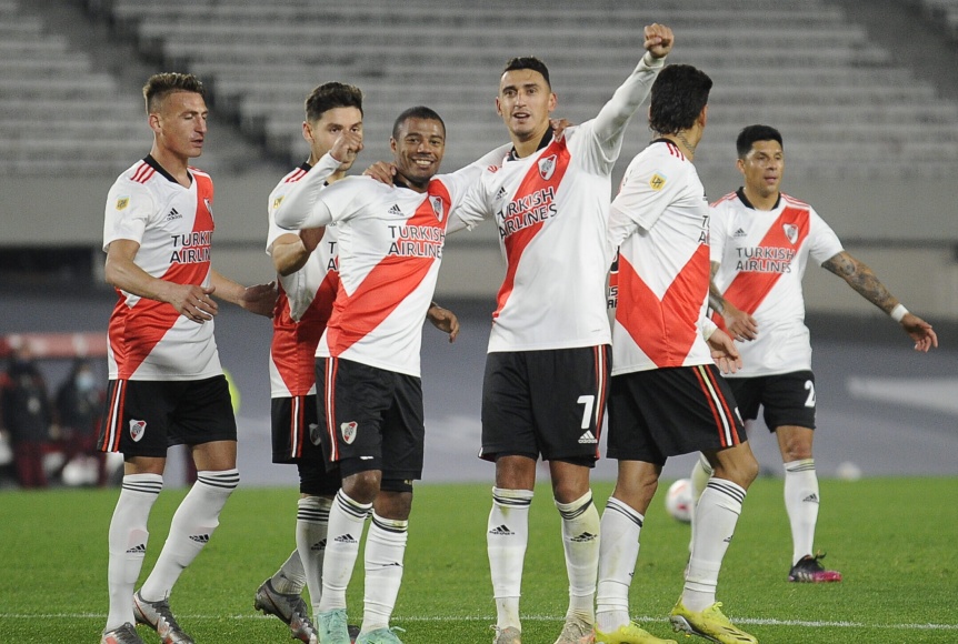 River Plate se flore y gole 4-0 a Unin en el Monumental