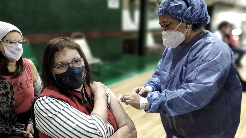 Buenos Aires: hoy comienza la vacuna libre para segunda dosis a mayores de 50 aos