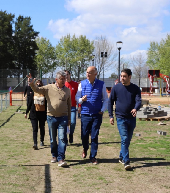 Grindetti present las obras de ampliacin del Parque Eva Pern en Escalada