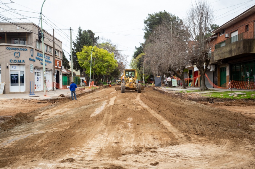 Berazategui: Avanza la segunda etapa de repavimentacin y ampliacin de la calle 359