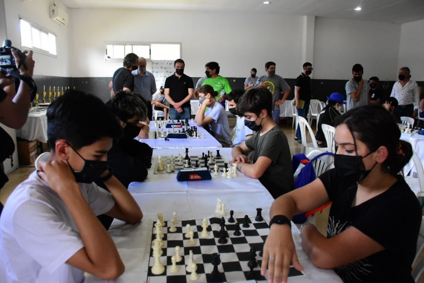 Florencio Varela: Certamen interdistrital de ajedrez en La Patriada