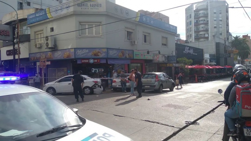 Violento triple choque en Quilmes Centro