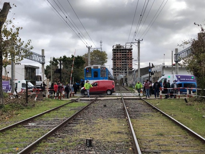 Un hombre falleció arrollado por el Tren Roca en Quilmes Oeste
