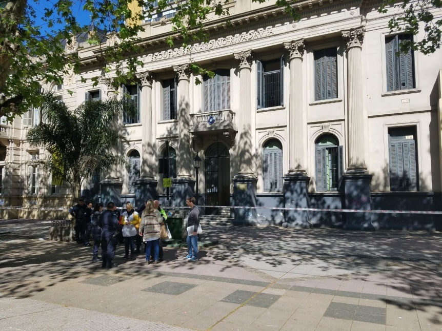 Segunda amenaza de bomba en la semana a la Escuela N° 1 de Quilmes