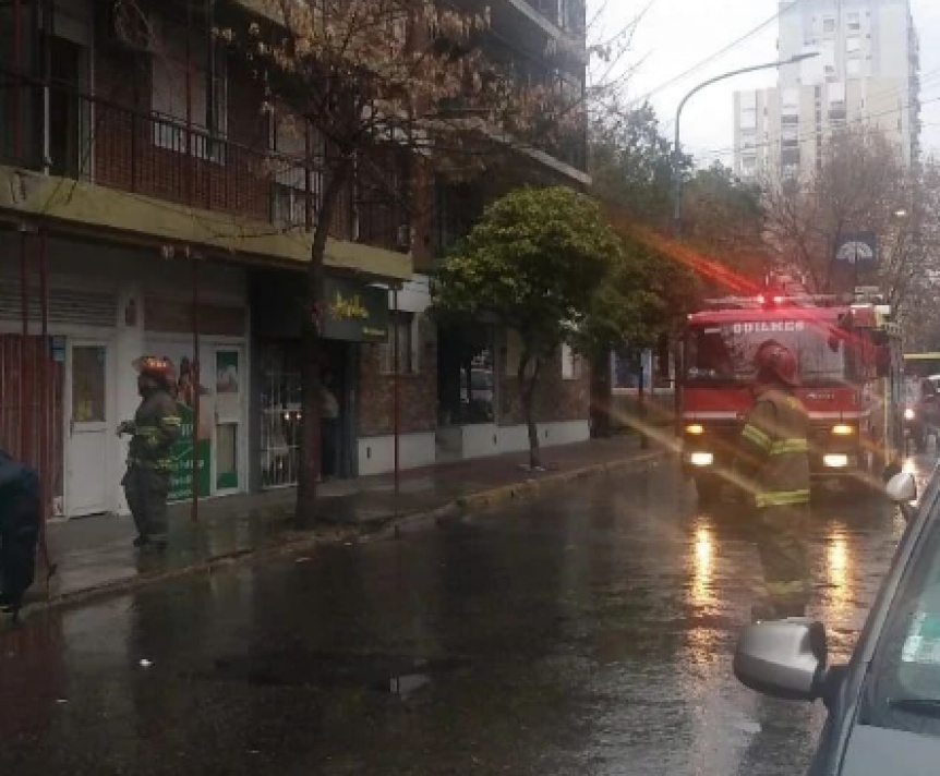 Falsa alarma de posible derrumbe en un edificio de Quilmes Centro