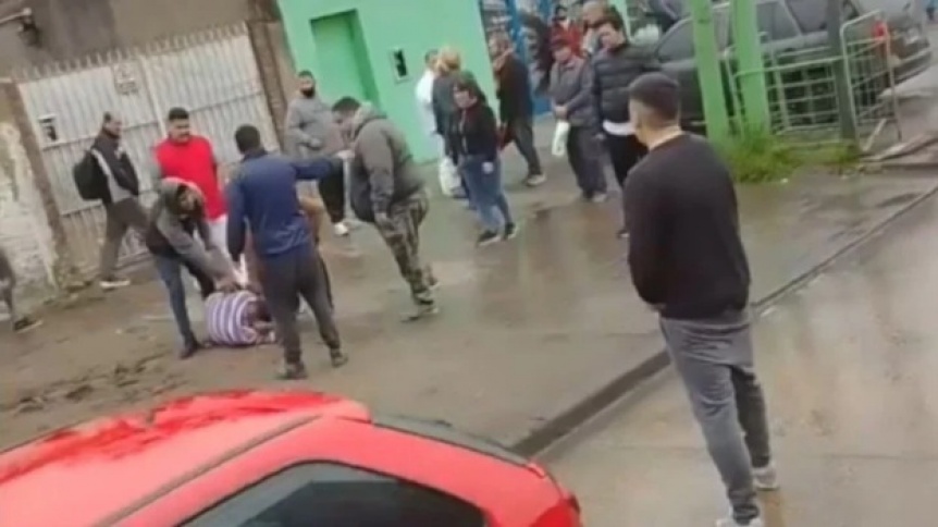 Asesinaron a un barbero en Solano: Lo apualaron en el cuello