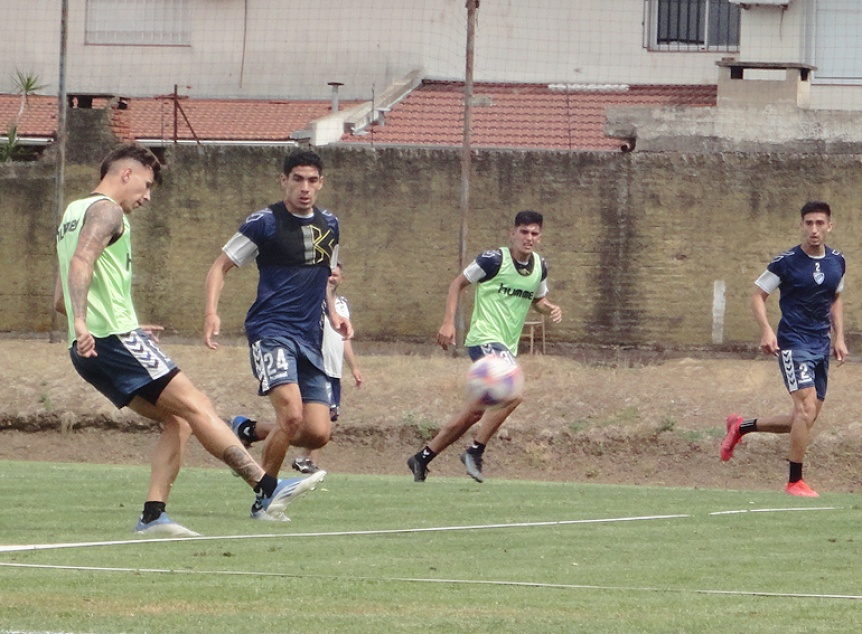 Frontini deshoja la margarita: Quilmes o All Boys ser su nuevo club