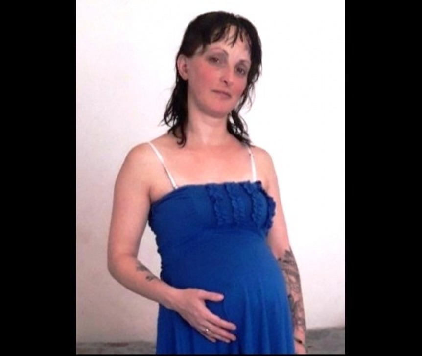 Organizan reclamo de justicia por la muerte de una embarazada y su beb� en el Hospital Narciso L�pez