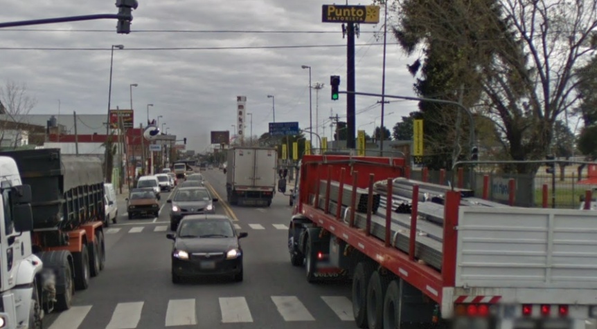 Chocaron un auto y una moto en Quilmes Oeste: Dos heridos