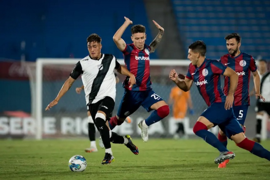 San Lorenzo cay� ante Danubio previo al debut en la LPF