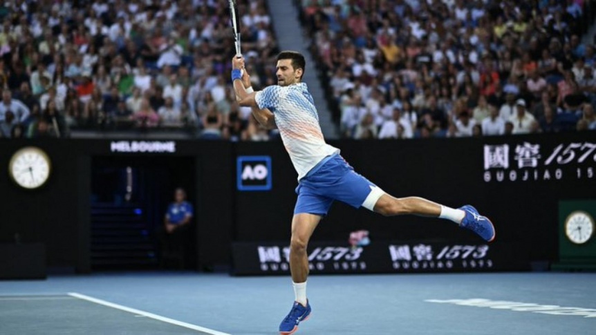Novak Djokovic derrotó al local De Miñaur y se metió en cuartos