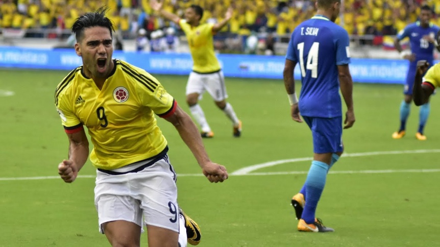 Brasil clasificó al empatar con Colombia y Argentina sigue viva
