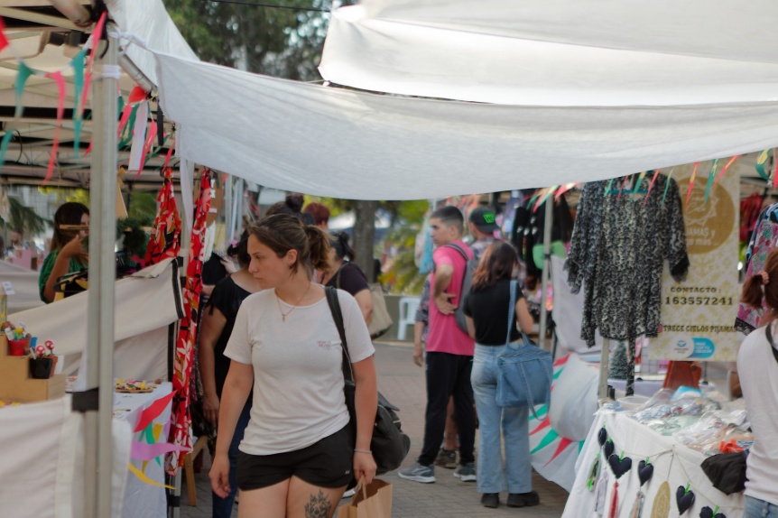 Berazategui: Nueva edici�n de la Feria Emprender