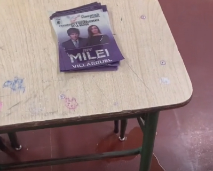 Denunciaron que orinaron boletas en un cuarto oscuro de una escuela en Quilmes
