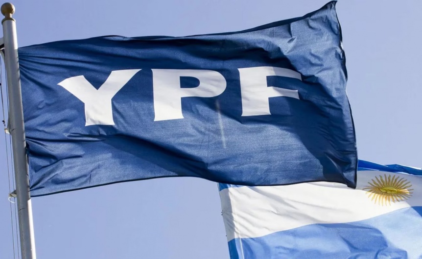 Milei ratificó que pretende privatizar YPF, TV Pública, y Radio Nacional