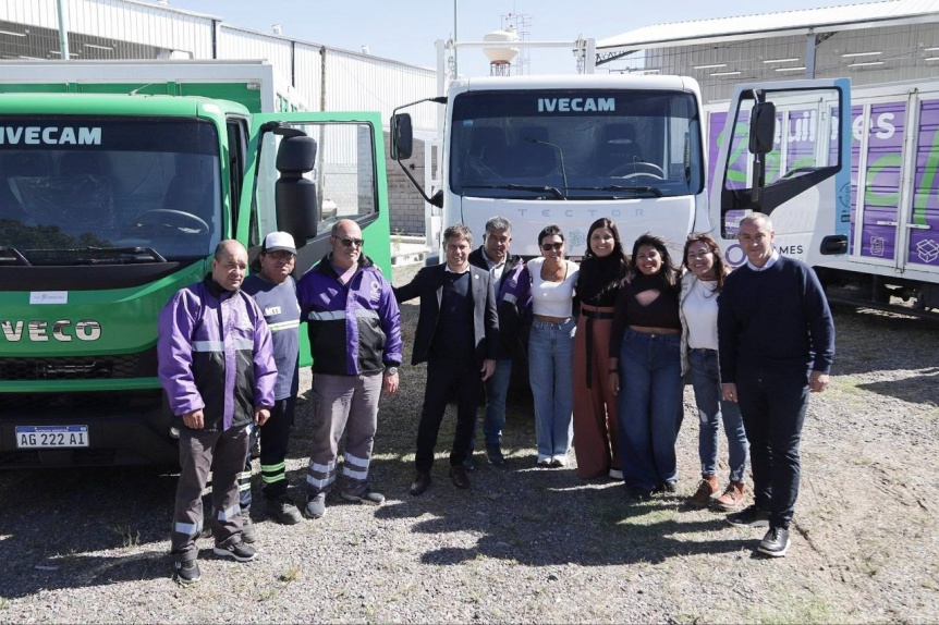 La Intendente y el Gobernador entregaron nuevos camiones para el sistema de recoleccin diferenciada en Quilmes