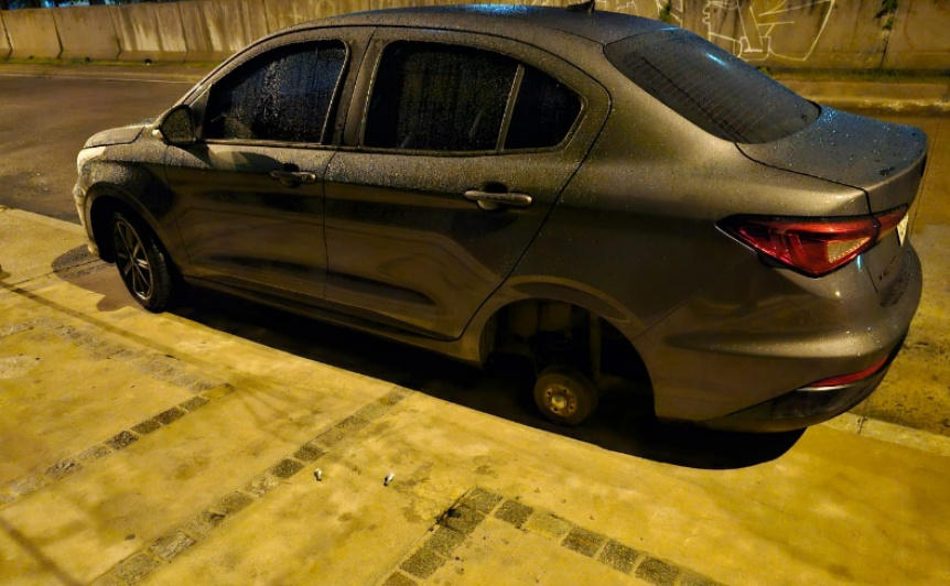 VIDEO | Volvieron los roba ruedas al ataque: Esta vez fue en Villa Espaa