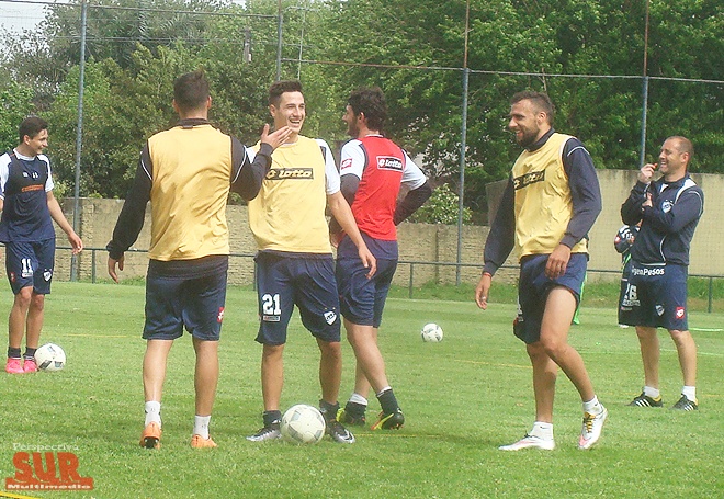 Quilmes hizo tareas tcnicas y los suplentes cayeron con Dock Sud