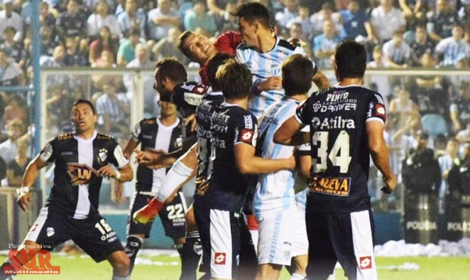 Quilmes sufri la tercera derrota consecutiva y no levanta cabeza