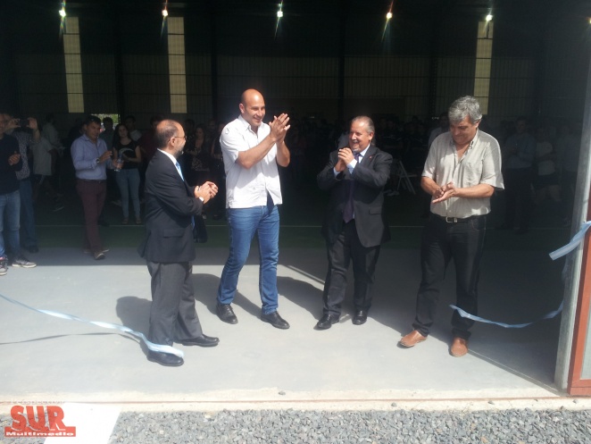 Molina y el Rector de la UNQ inauguraron el nuevo Polideportivo Universitario