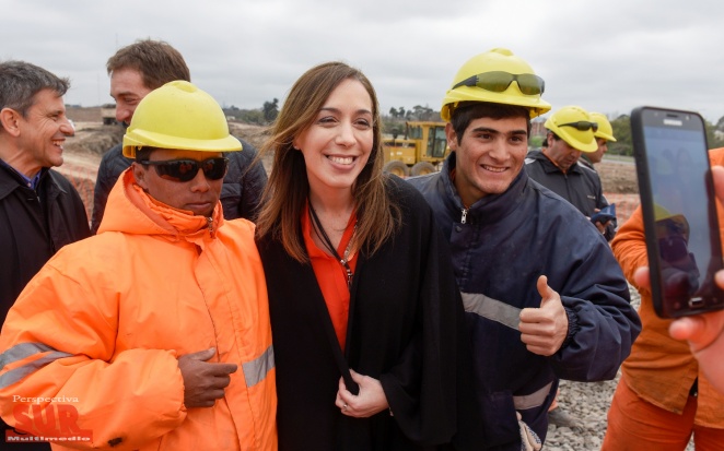 Vidal recorri obras del Puente Lacarra que unir Lans con CABA