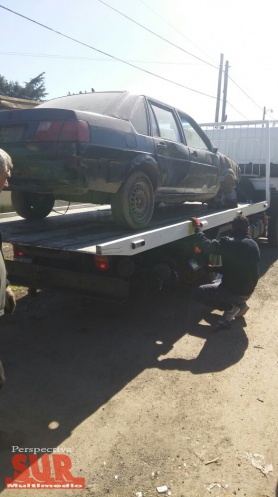Agradecen que se llevaron un auto abandonado en Eucaliptus Solano