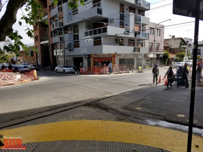 Construyen nuevas rampas en veredas del centro de Quilmes