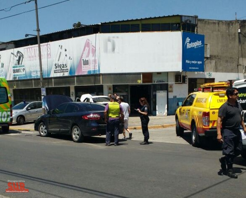 Choque con dos heridos en Quilmes Oeste