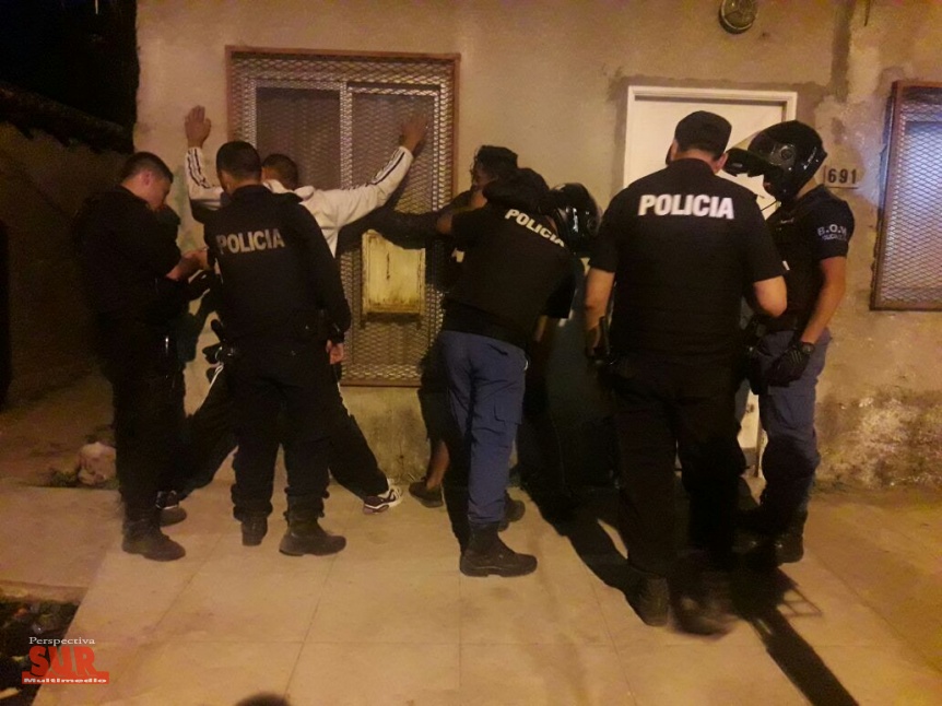 Diez aprehendidos por distintos delitos en Villa Itat
