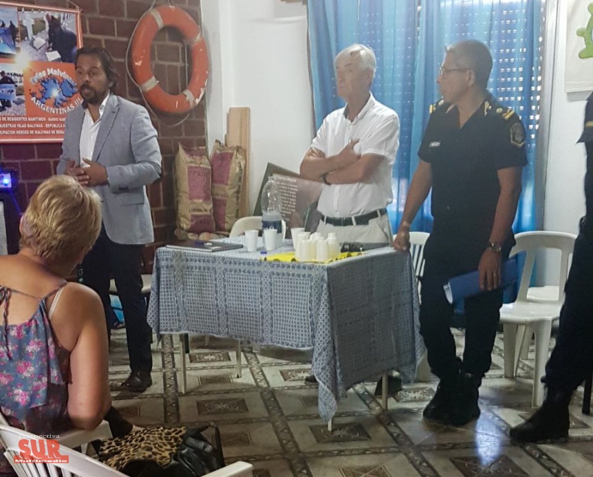 Autoridades de seguridad de la provincia se reunieron con comerciantes de Martimo