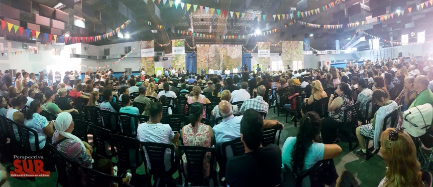 Casi 400 vecinos de Berazategui recibieron las escrituras de sus viviendas