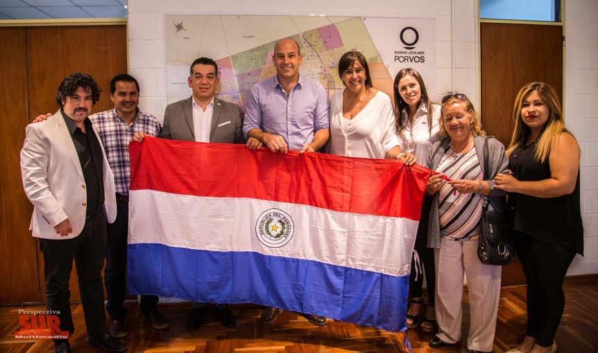 Martiniano Molina recibi al cnsul de Paraguay