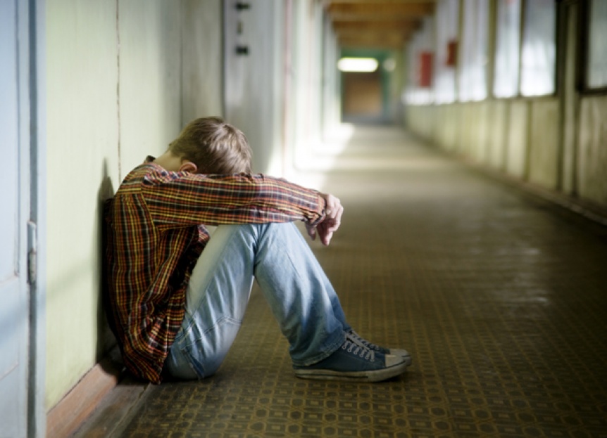 Buscan extender iniciativas para prevenir el suicido adolescente
