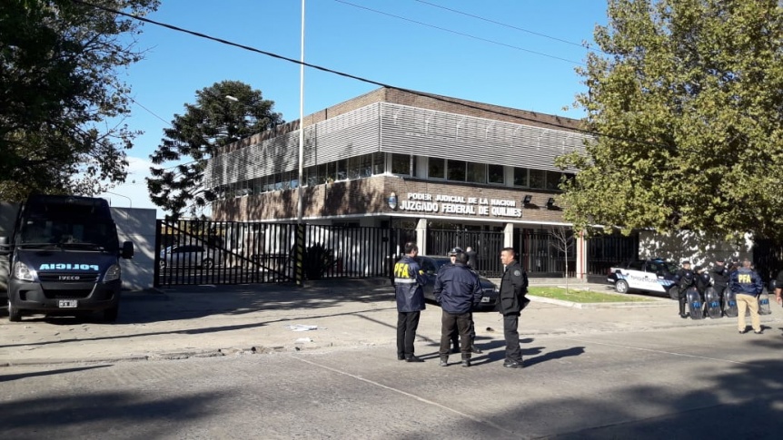 El Pata Medina declar en los Tribunales Federales de Quilmes