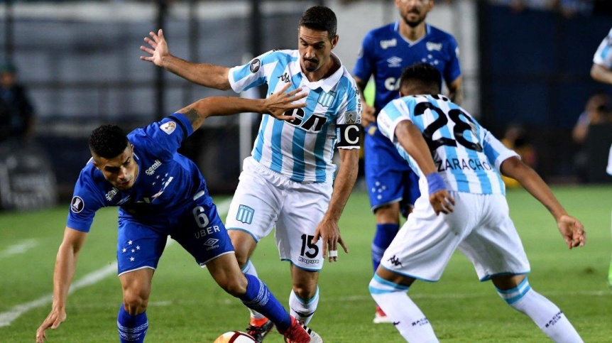 Racing y Cruzeiro se enfrentan en Brasil por la punta del Grupo E