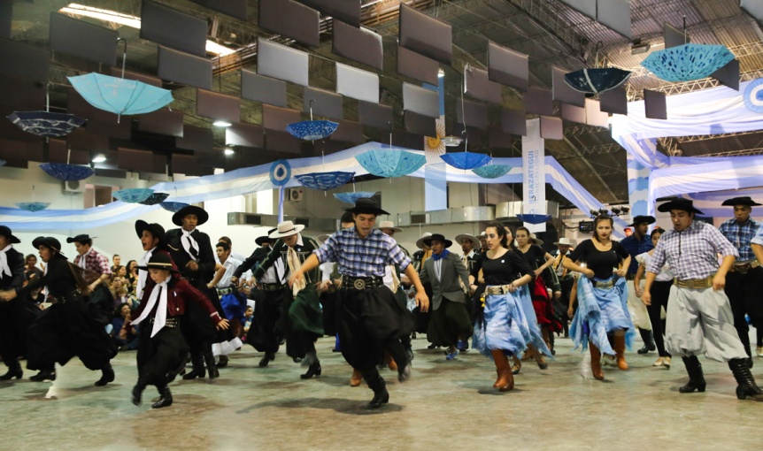 Berazategui celebra el 25 de mayo con un gran encuentro folclrico