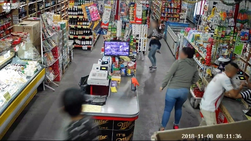 Buscan a una ex polica local por robo a un supermercado en Solano
