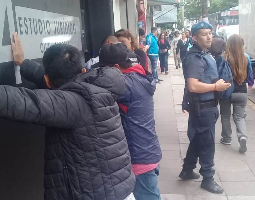 Altercado con vendedores ambulantes en el centro de Quilmes