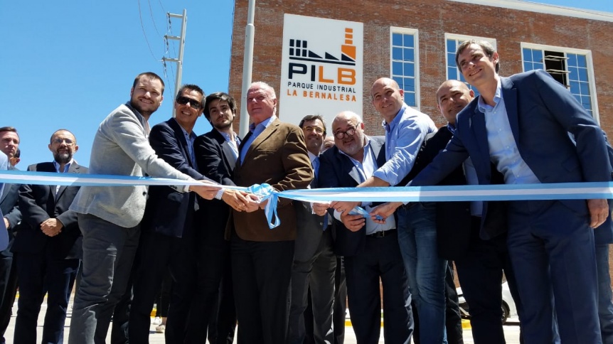Inaugur el Parque Industrial La Bernalesa con el decreto provincial que lo habilita