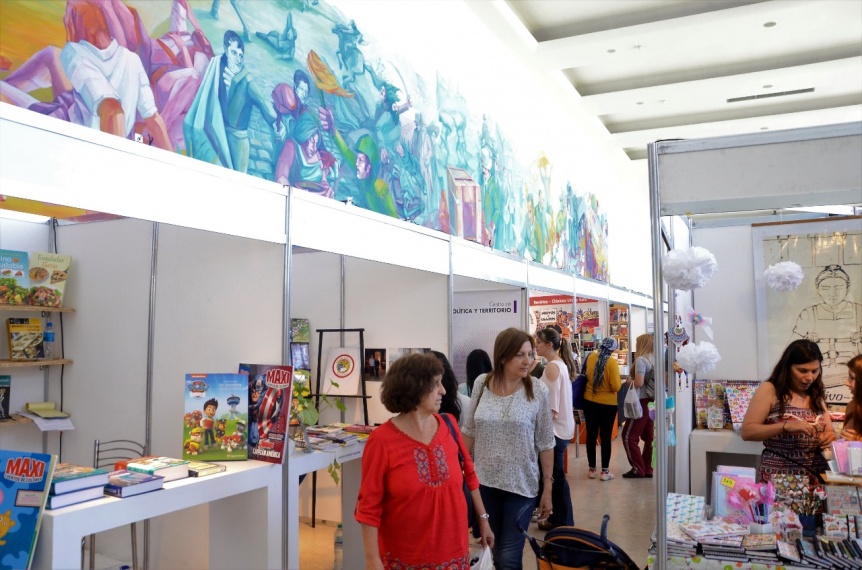 Comenz la 12 Feria del Libro de Florencio Varela