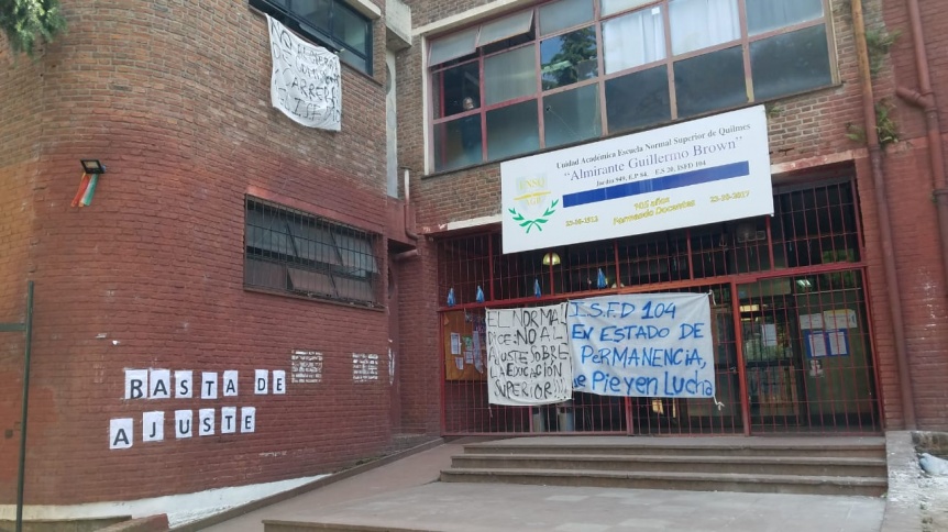 Permanencia de estudiantes del Profesorado en el Normal de Quilmes