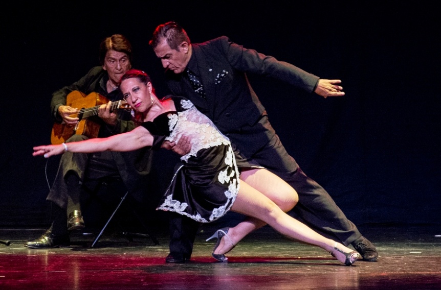 El Quilmes Tango Club se present en el Teatro Municipal