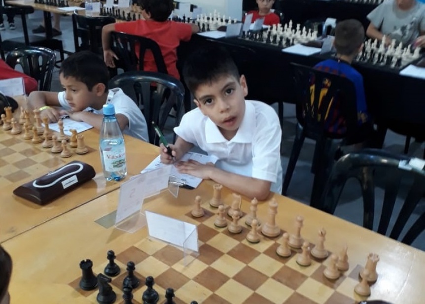 Un nio varelense se coron subcampen nacional de ajedrez