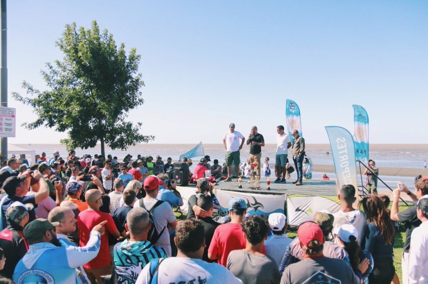 Rcord nacional de participantes para el primer concurso de pesca en kayak en la Ribera de Quilmes