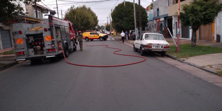 Importante fuga de gas en Quilmes Oeste: Evacuaron un jardn