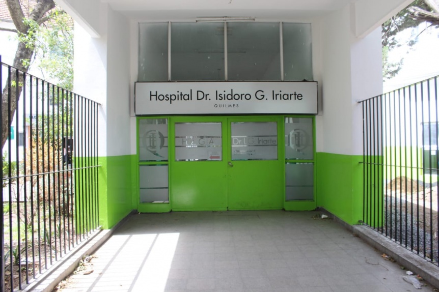 Trabajadores del Hospital de Quilmes organizan una radio abierta en la peatonal