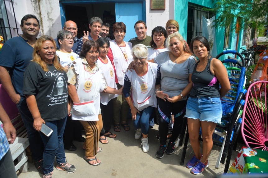 El intendente Watson visit un Centro de Discapacidad en Villa Mnica Nueva