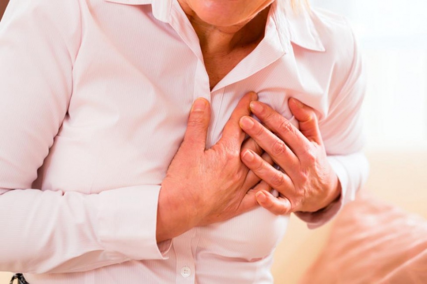 La angina de pecho est relacionada con el riesgo de infarto