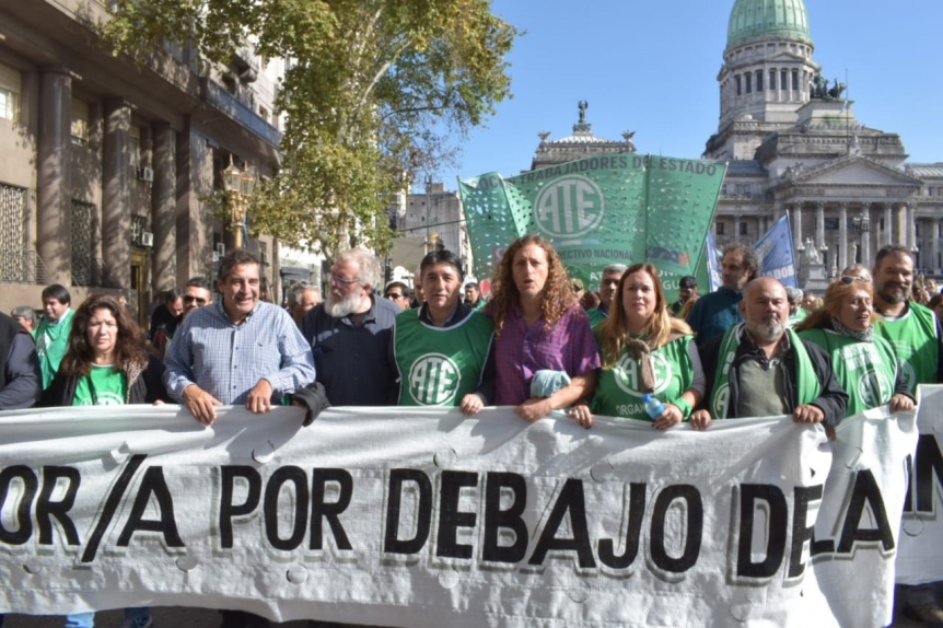 ATE reclam en La Plata la reapertura de la paritaria